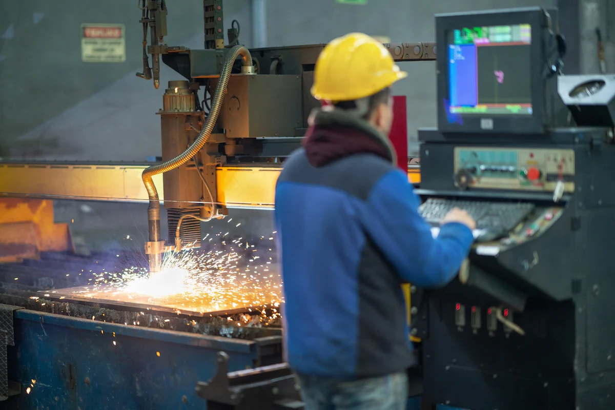 The Unseen Strength: Crafting Durable Metal Structures with Expert Precision